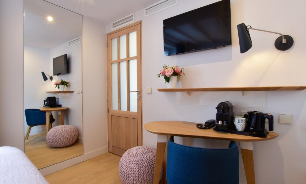 Hôtel Victoire et Germain - room